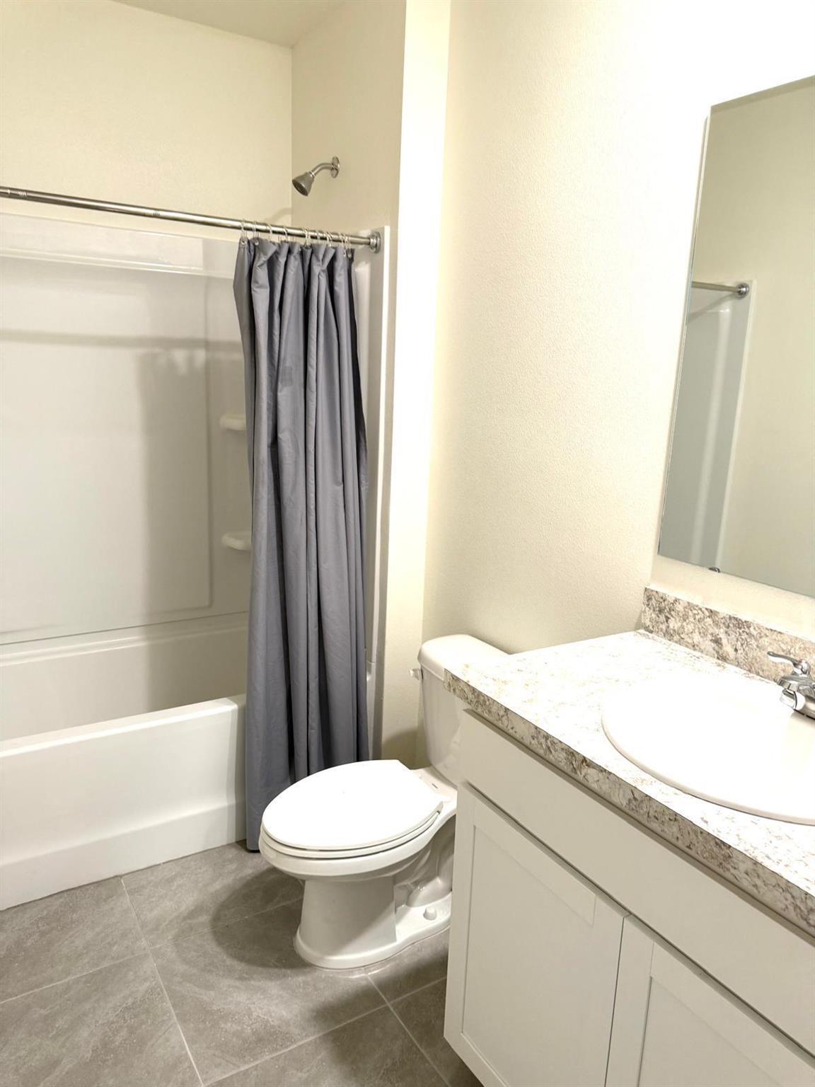 MORNINGSIDE PALM BREEZES CLUB 2B - Residential Lease