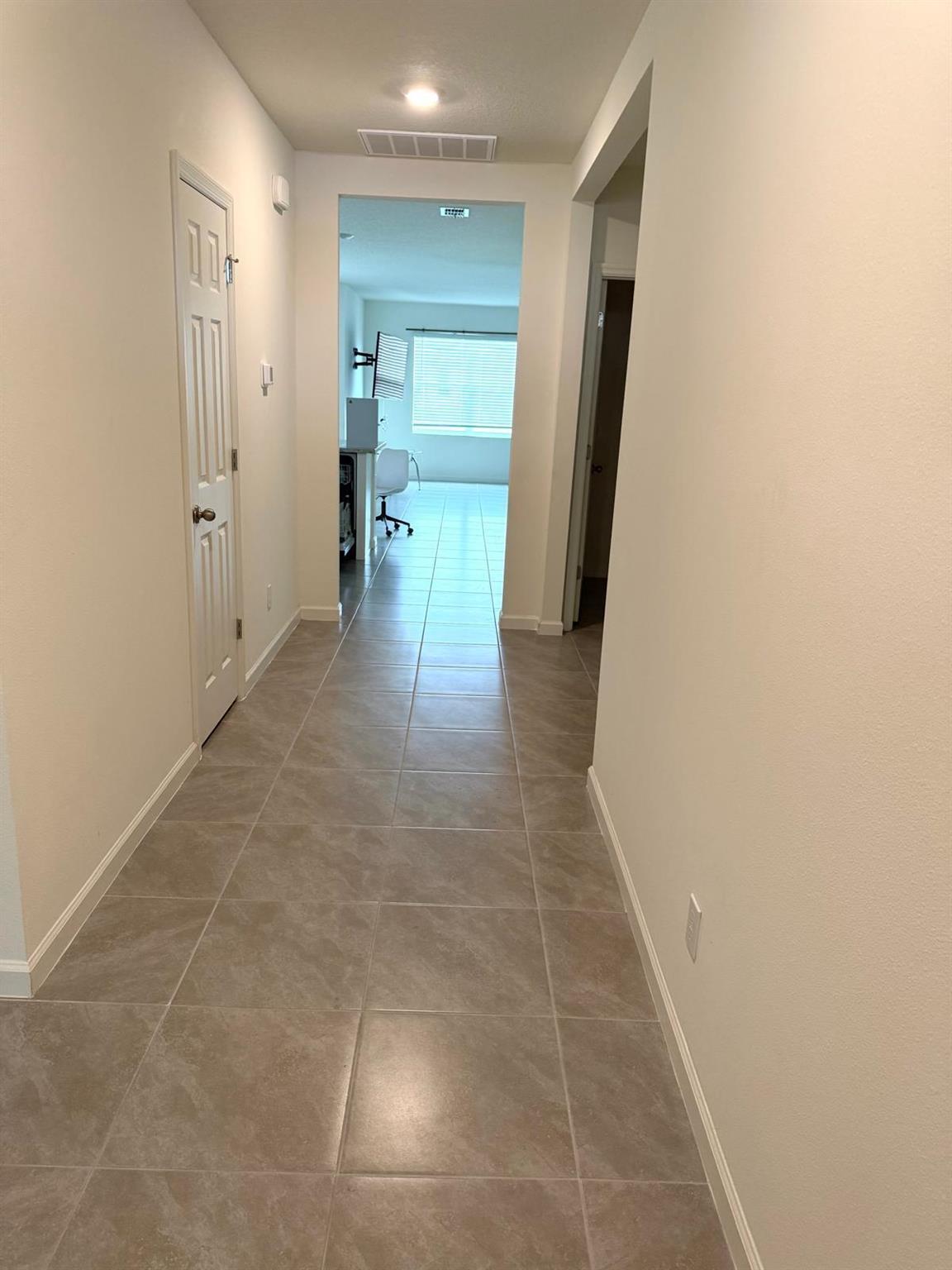 MORNINGSIDE PALM BREEZES CLUB 2B - Residential Lease