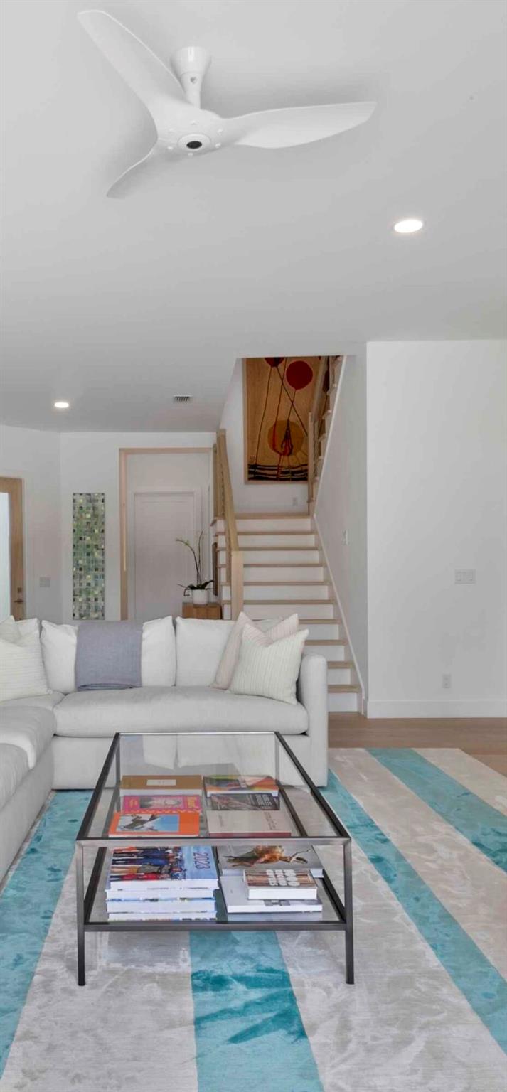 EQUESTRIAN CLUB ESTATES 3 - Residential