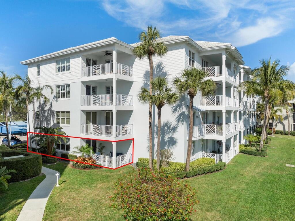 315 Bay Colony Drive N