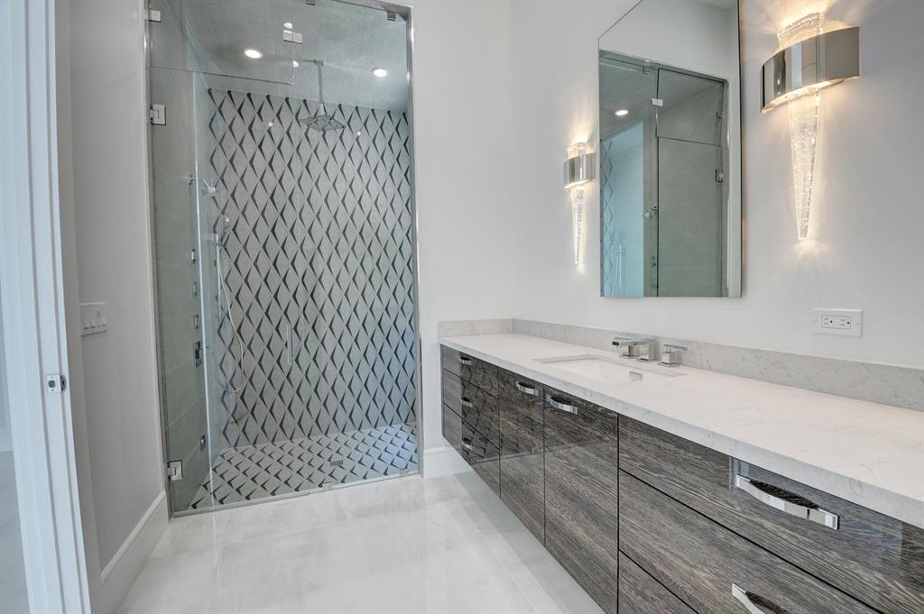 ST ANDREWS COUNTRY CLUB - Residential