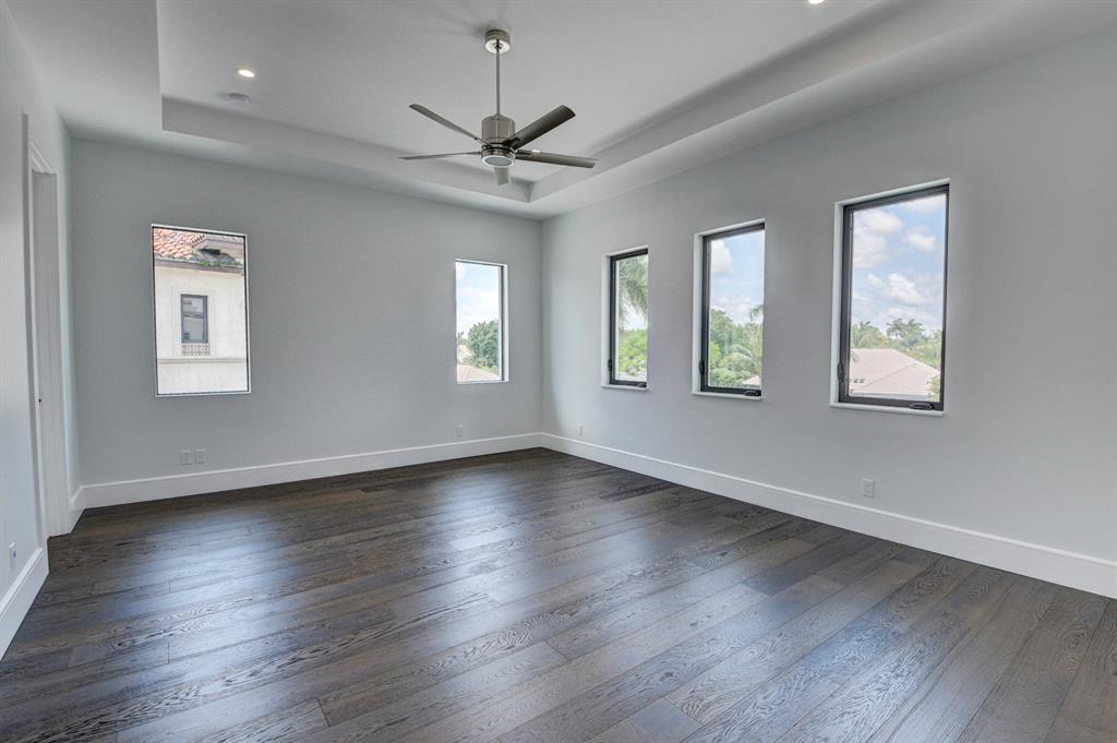 ST ANDREWS COUNTRY CLUB - Residential