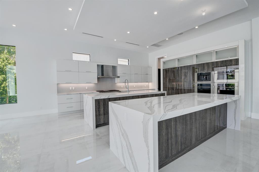 ST ANDREWS COUNTRY CLUB - Residential