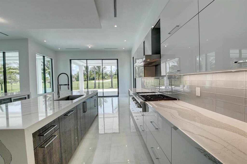 ST ANDREWS COUNTRY CLUB - Residential