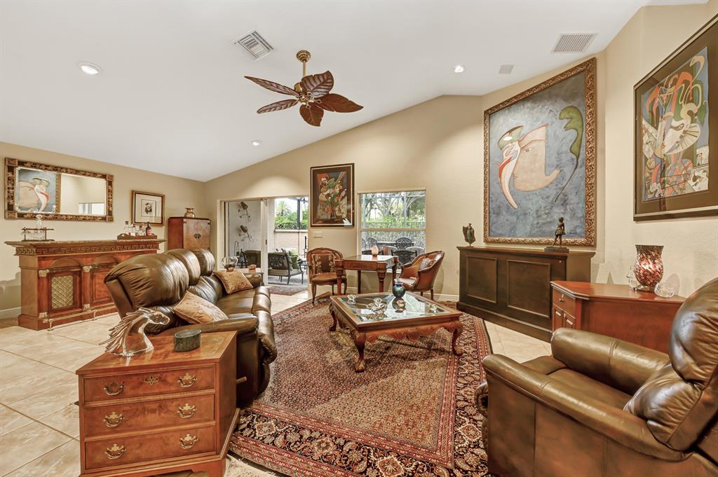 TUSCANY BAY - Residential