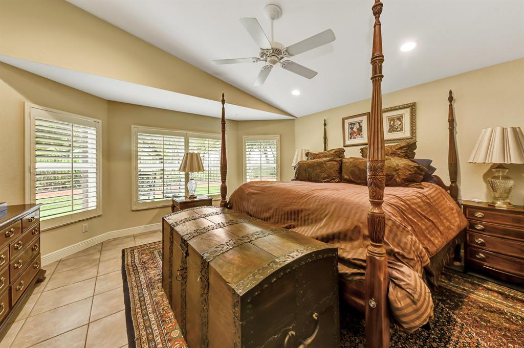 TUSCANY BAY - Residential