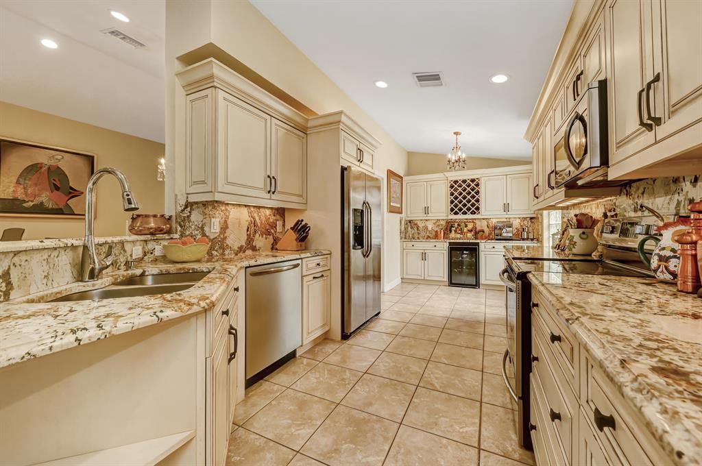 TUSCANY BAY - Residential