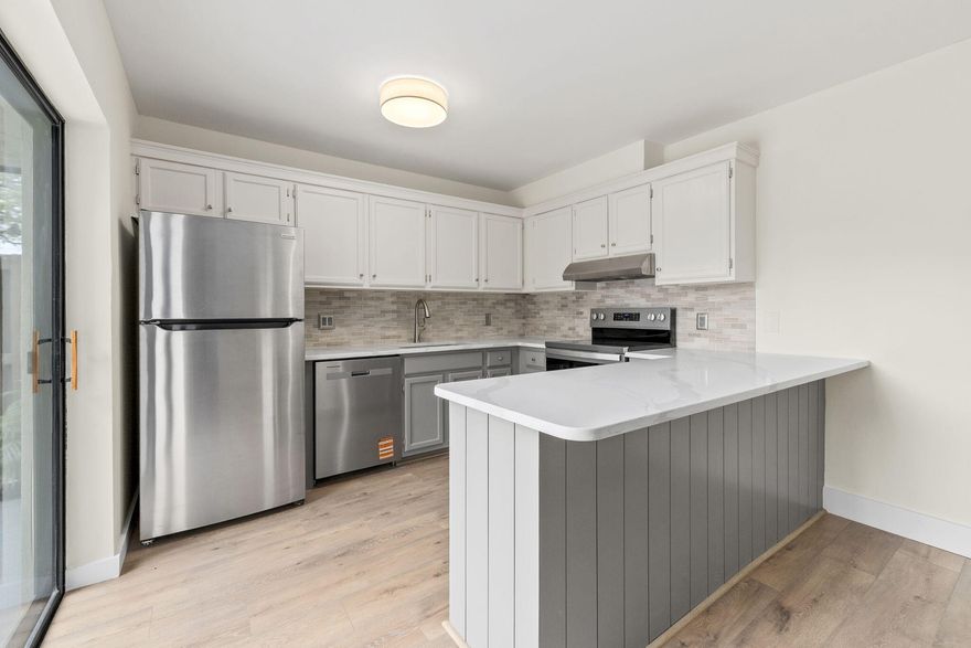 Fully renovated and move-in ready, this 2-bedroom, 2.5-bath townhouse in Emerald Lakes is one of Stuart's best turnkey opportunities. Every major component has been upgraded. New appliances, remodeled bathrooms, updated lighting, and fresh coastal finishes throughout. The layout is bright and functional, with comfortable living and dining spaces. Enjoy two private bedrooms that work equally well for full-time living or seasonal use. Emerald Lakes is a well-maintained community with pools, tennis courts, walking paths, and scenic lakes. The location puts you minutes from Stuart's beaches, marinas, golf, shopping, and downtown.