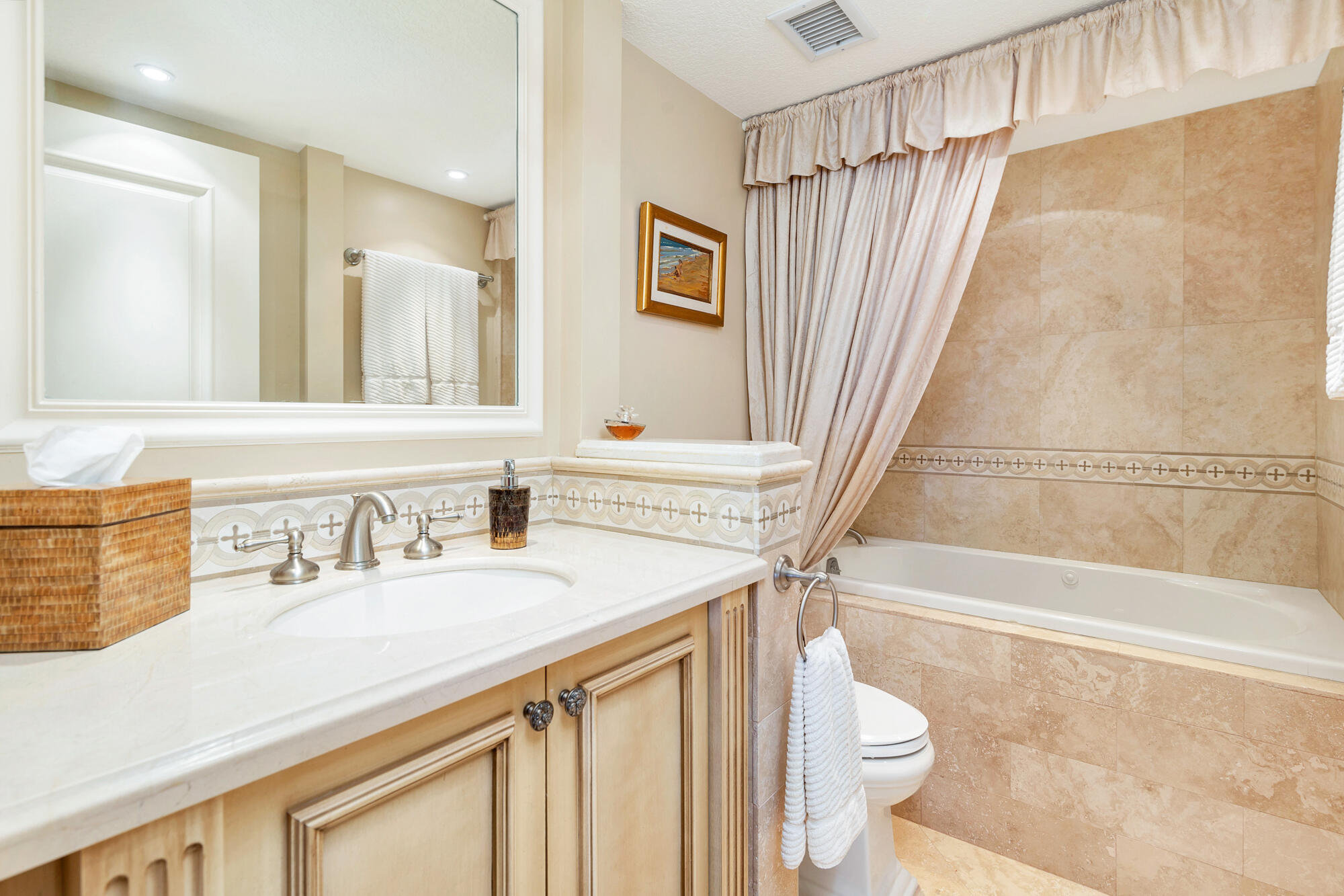 Winthrop House - Residential