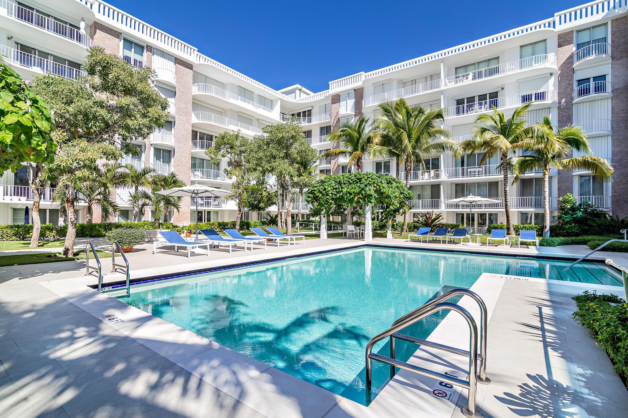 Winthrop House - Residential