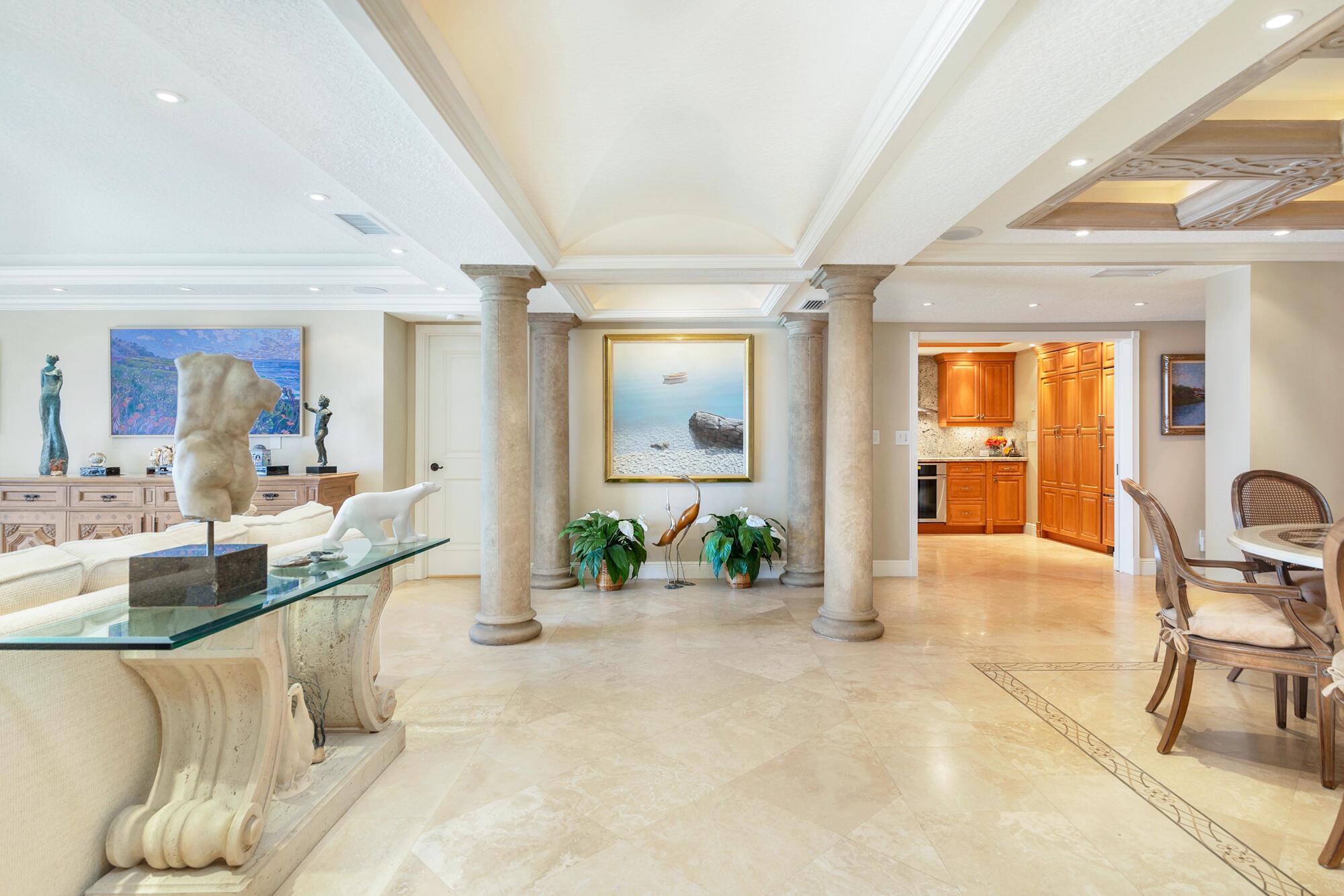 Winthrop House - Residential