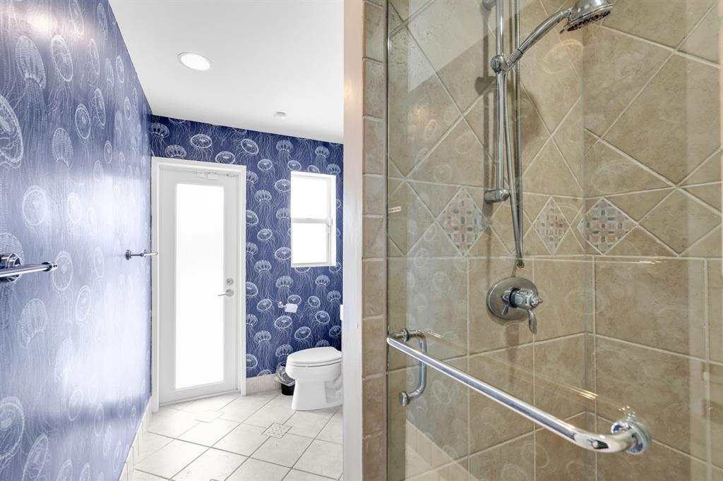 Coral Ridge Country Club - Residential Lease