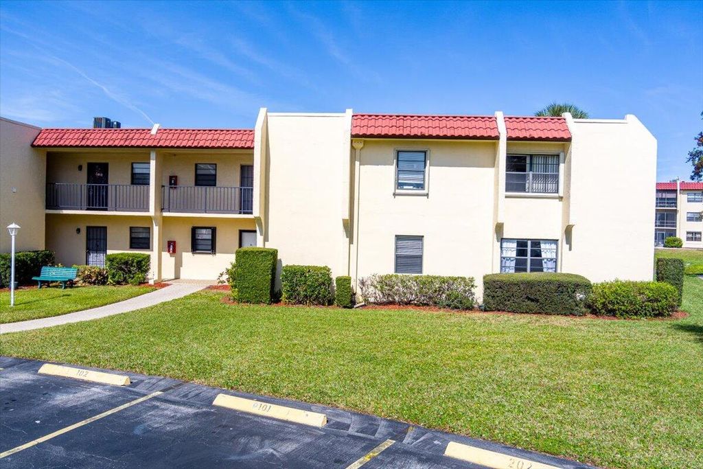 Photo of 2050 Oleander Boulevard #3101, Fort Pierce, FL 34950 (MLS # R11059803)