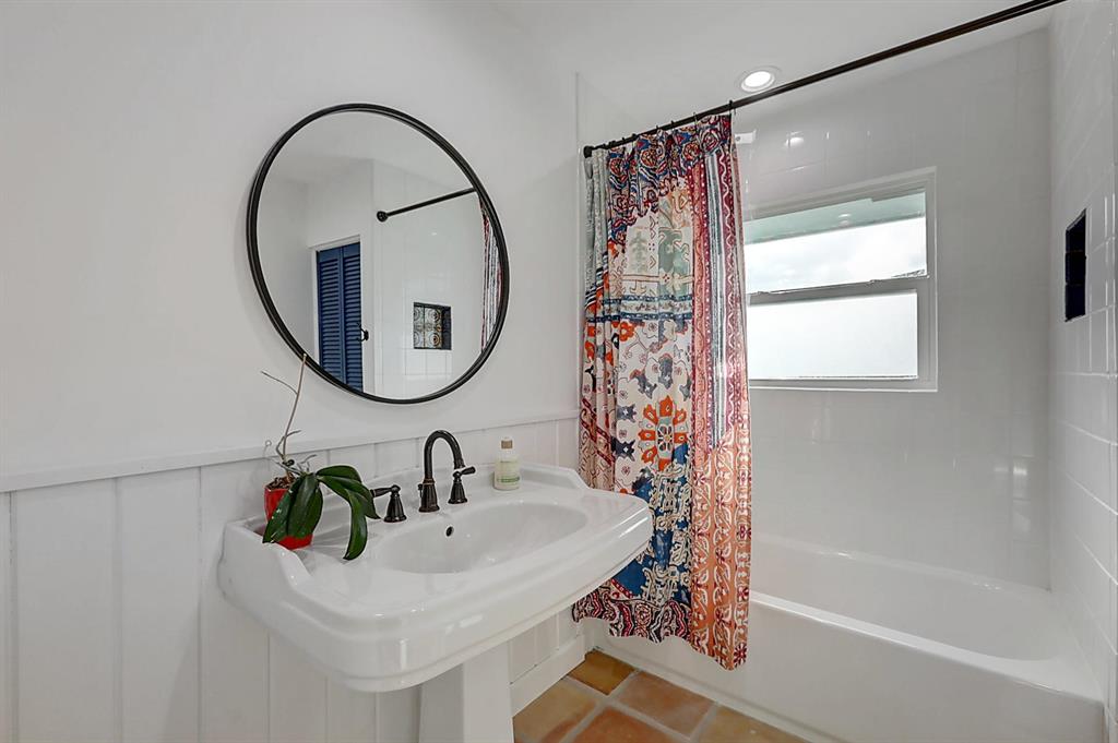 HOLIDAY COUNTRY CLUB ESTA - Residential