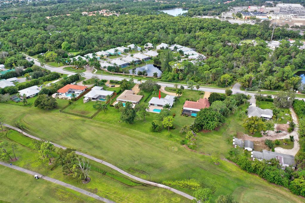 HOLIDAY COUNTRY CLUB ESTA - Residential