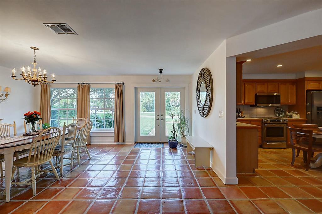 HOLIDAY COUNTRY CLUB ESTA - Residential