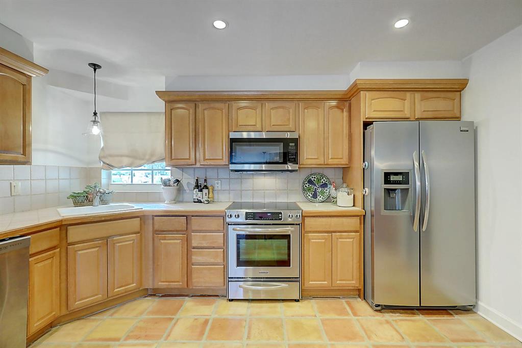 HOLIDAY COUNTRY CLUB ESTA - Residential