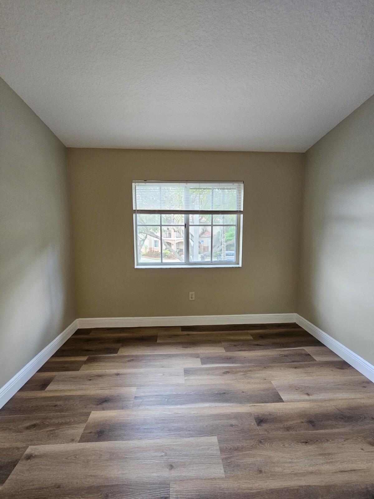 COVE AT BRIAR BAY CONDO - Residential