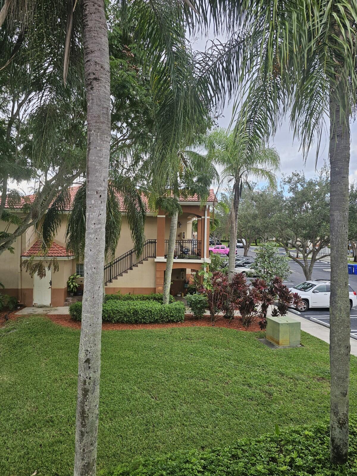 COVE AT BRIAR BAY CONDO - Residential