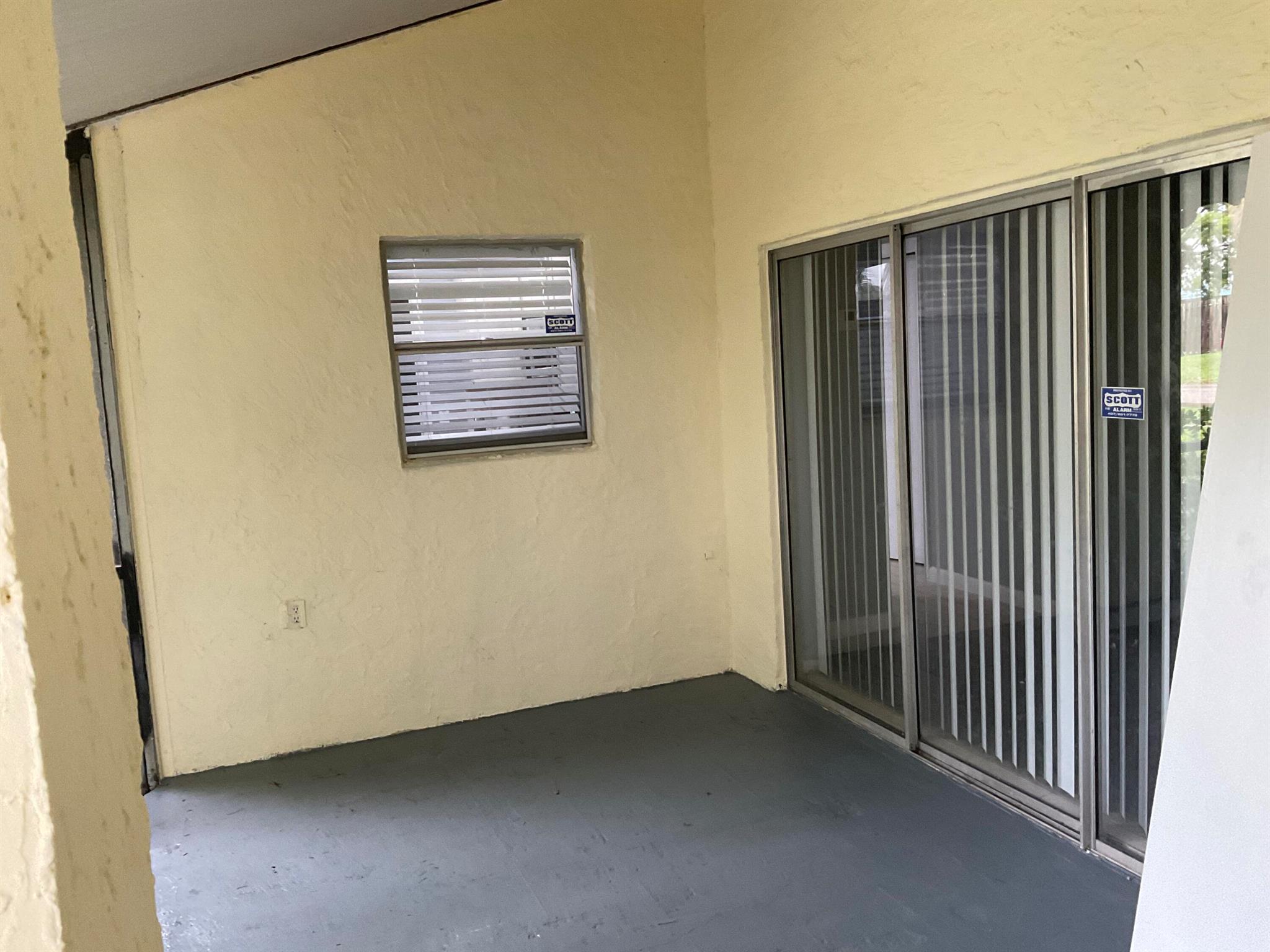 CLOISTER POINTE CONDO - Residential Lease