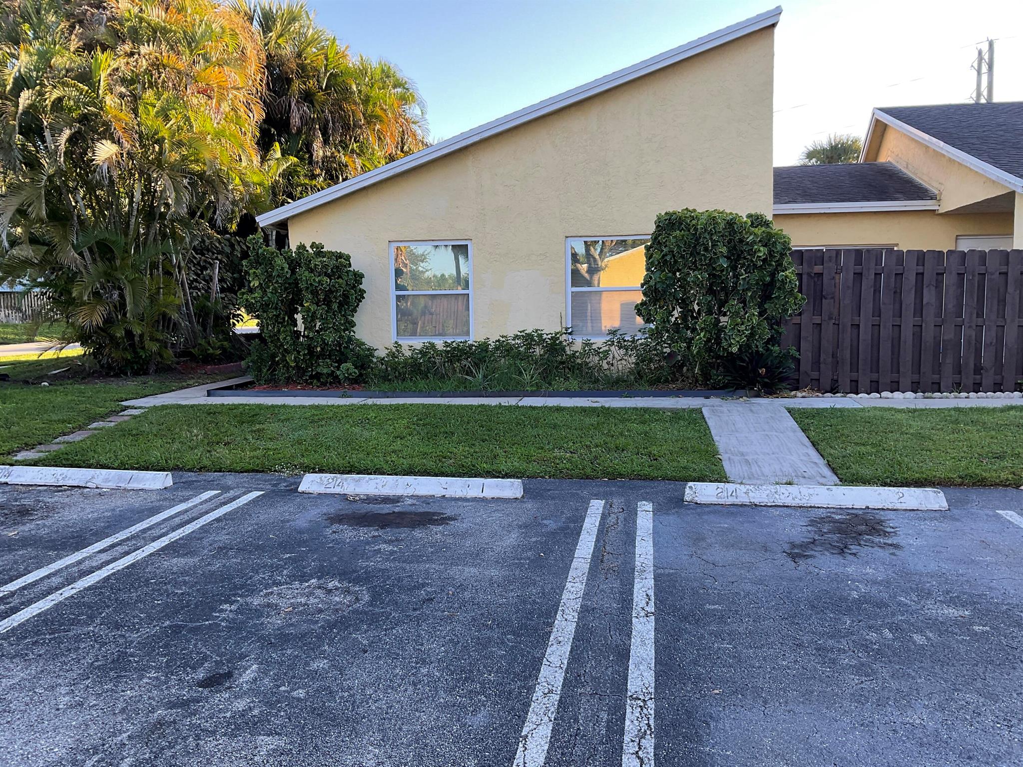 BEAUTIFUL, WELL-MAINTAINED 3-BEDROOM, 2-BATHROOM VILLA IN THE HEART OF ROYAL PALM BEACH!THIS CHARMING VILLA OFFERS THE PERFECT BLEND OF COMFORT, CONVENIENCE, AND MODERN STYLE. STEP INSIDE TO A SPACIOUS LIVING AREA AND A WELL-APPOINTED KITCHEN FEATURING STAINLESS STEEL APPLIANCES IDEAL FOR EVERYDAY LIVING OR ENTERTAINING. THE HOME ALSO INCLUDES A WASHER AND DRYER FOR ADDED CONVENIENCE.ENJOY TILE FLOORING THROUGHOUT, FRESH INTERIOR PAINT, AND A COVERED PATIO PERFECT FOR RELAXING OR HOSTING OUTDOOR GATHERINGS.LOCATED IN A HIGHLY DESIRABLE NEIGHBORHOOD WITH EASY ACCESS TO A-RATED SCHOOLS, MAJOR ROADWAYS, SHOPPING, DINING, AND A VARIETY OF LOCAL AMENITIES.THIS HOME IS MOVE-IN-READY. DON'T WAIT, IT WON'T LAST LONG! SCHEDULE YOUR PRIVATE SHOWING TODAY!