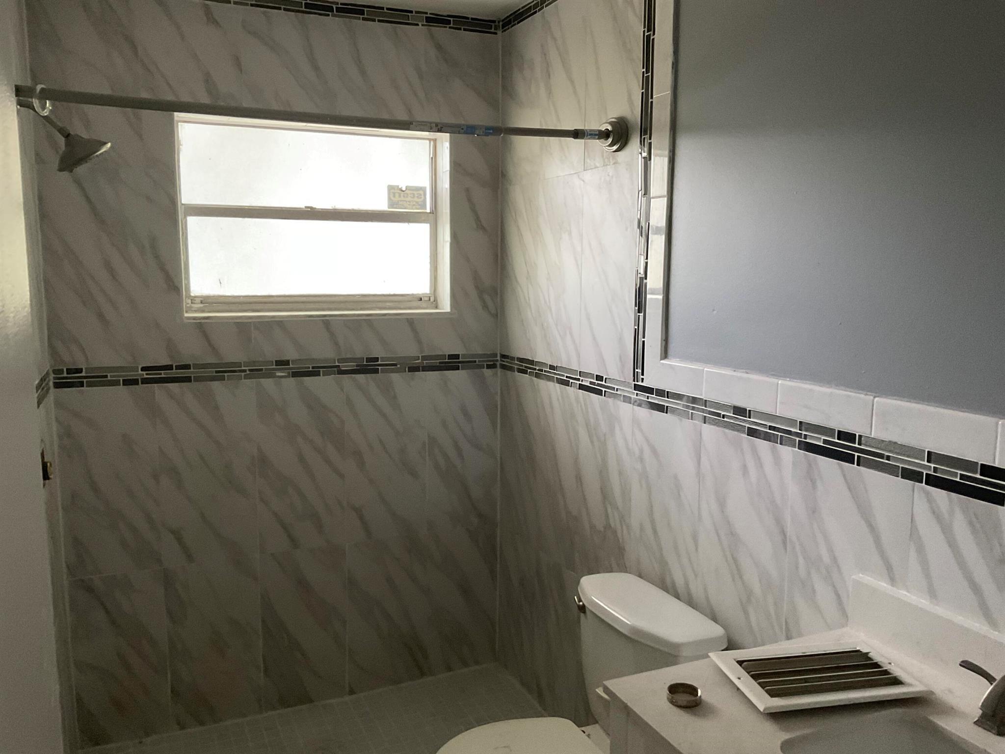 CLOISTER POINTE CONDO - Residential Lease