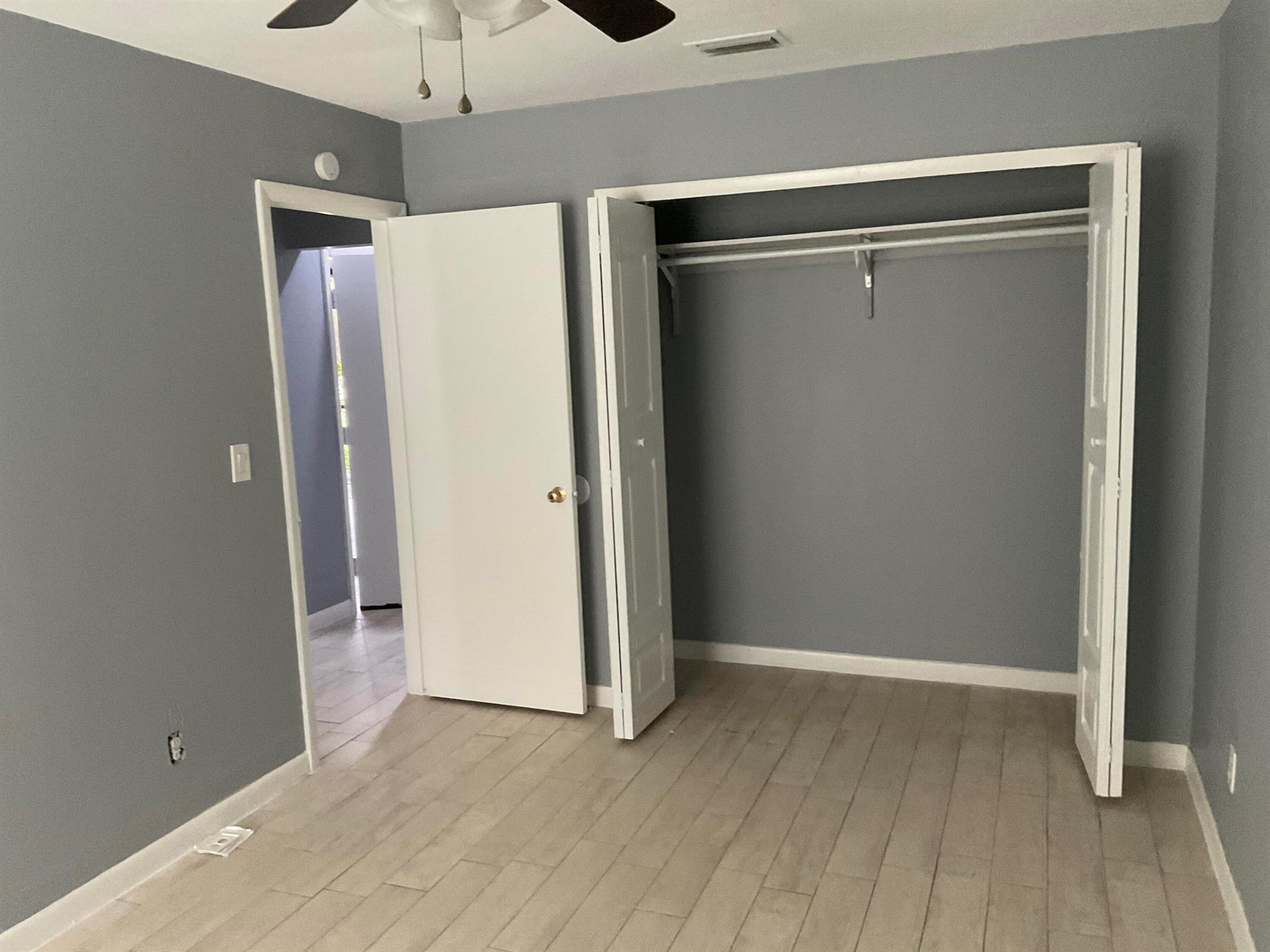 CLOISTER POINTE CONDO - Residential Lease