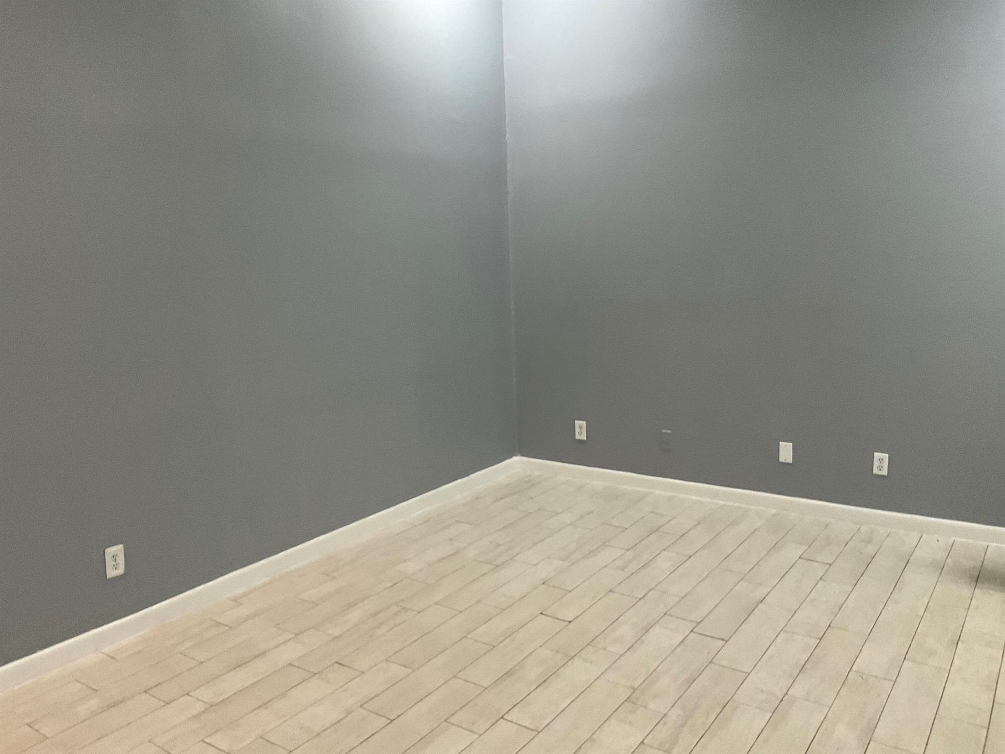 CLOISTER POINTE CONDO - Residential Lease