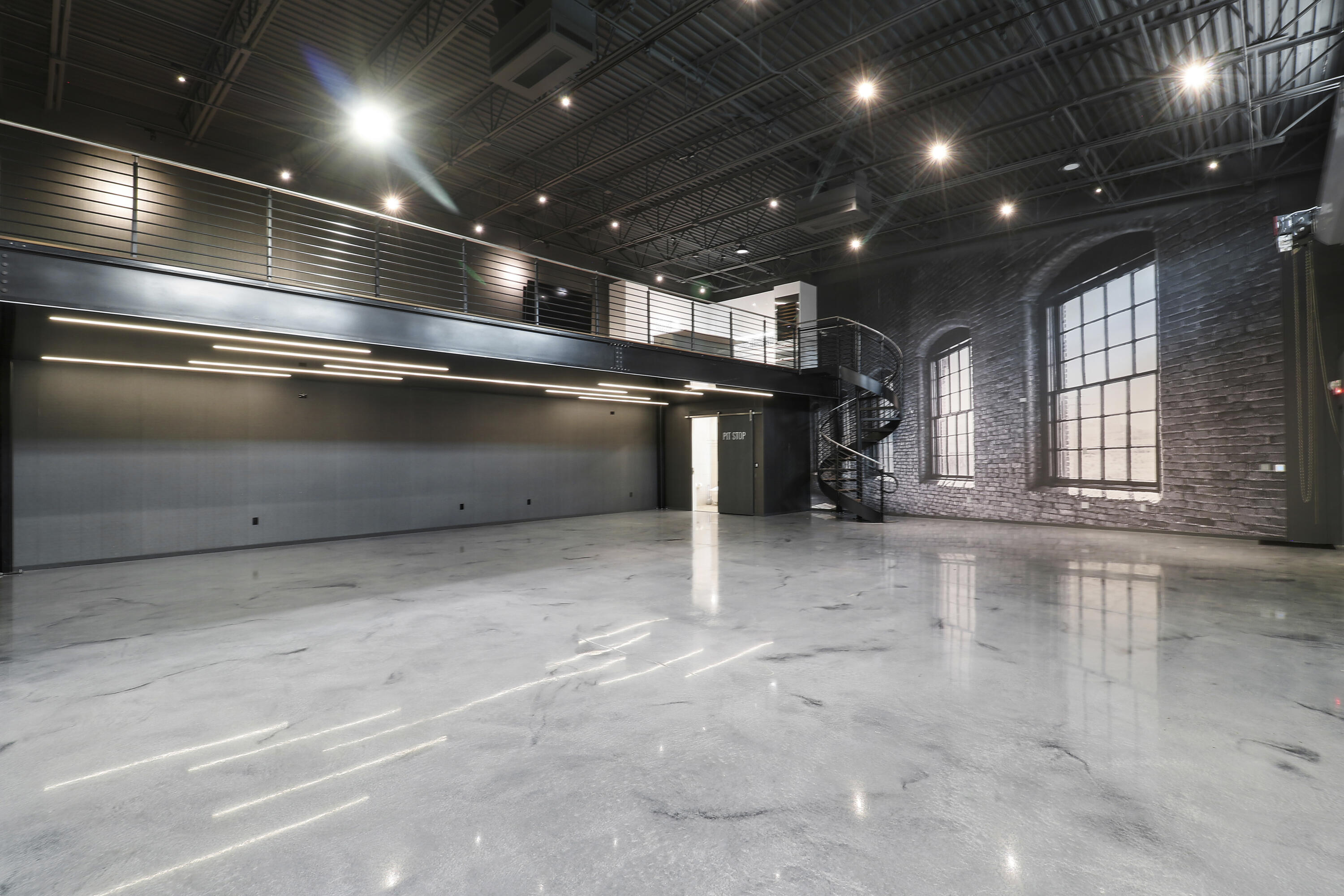 7210 Haverhill Business Parkway 31 & 32