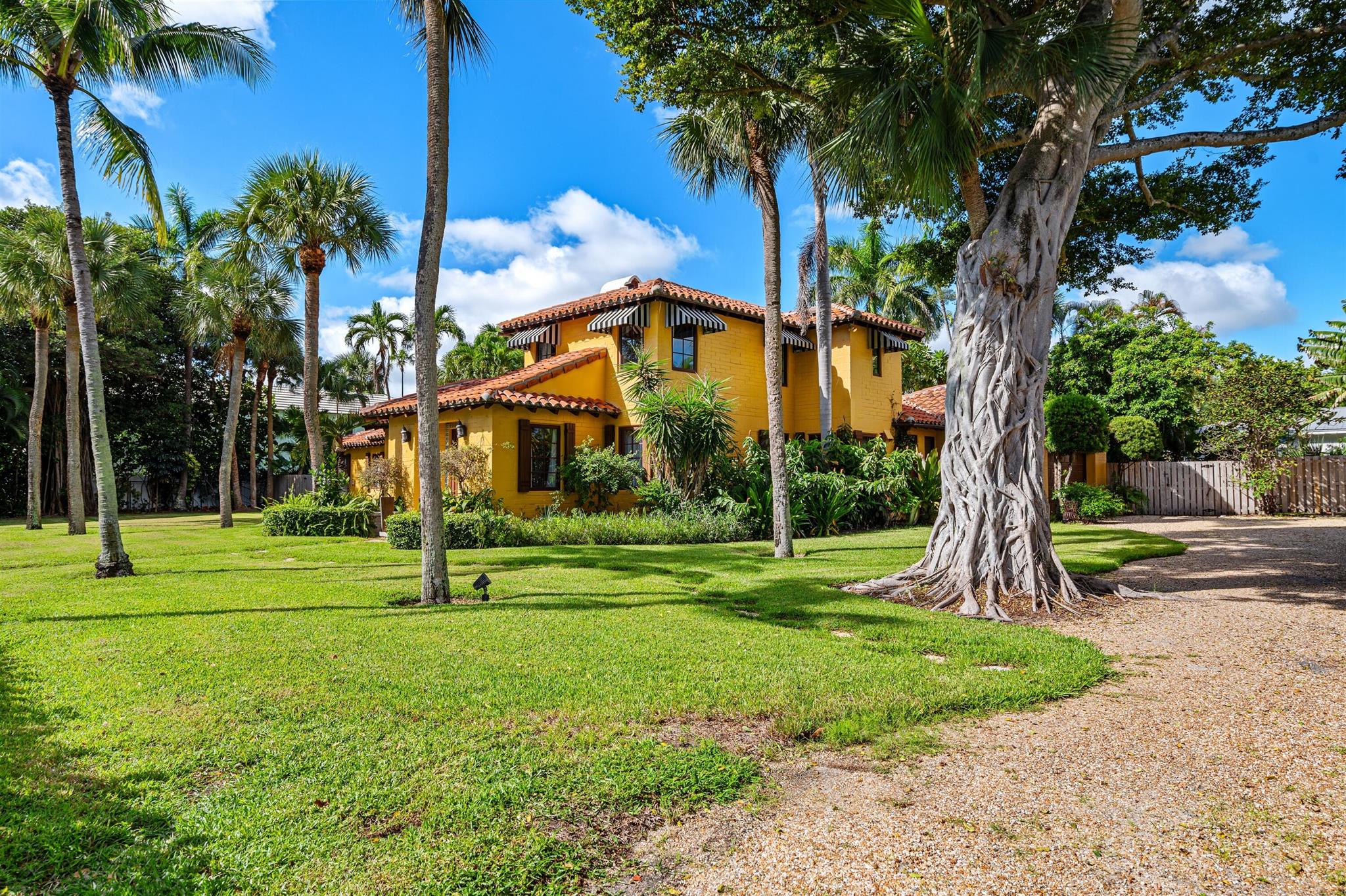 DELRAY TOWN OF - Residential