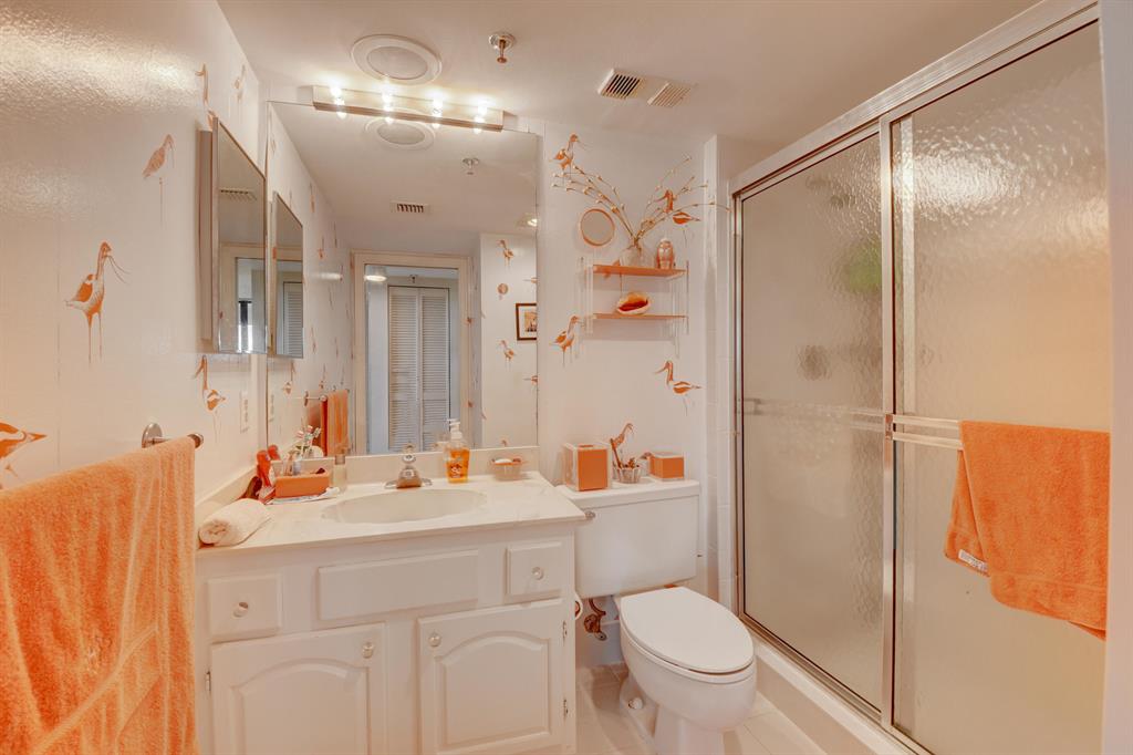 WILLOW WOOD - Residential