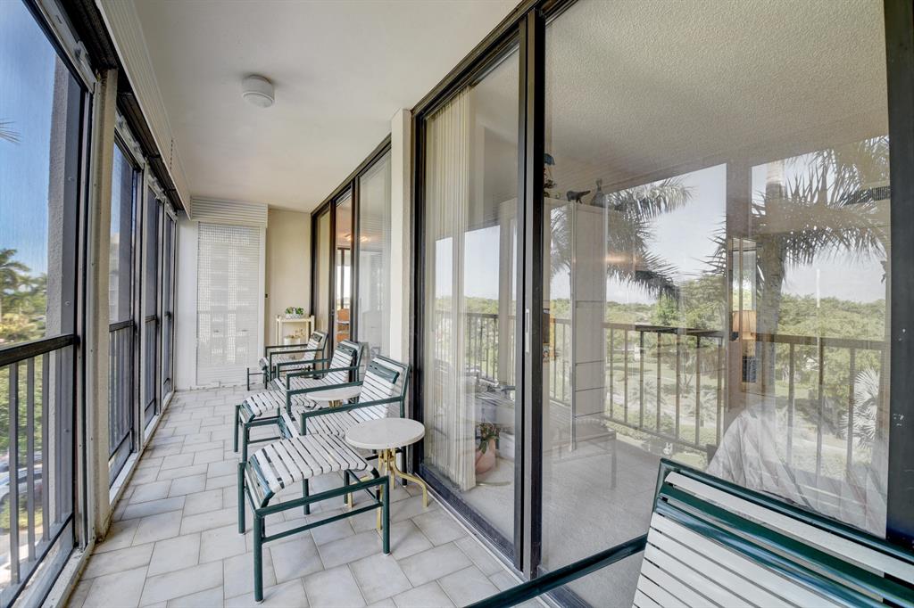 WILLOW WOOD - Residential