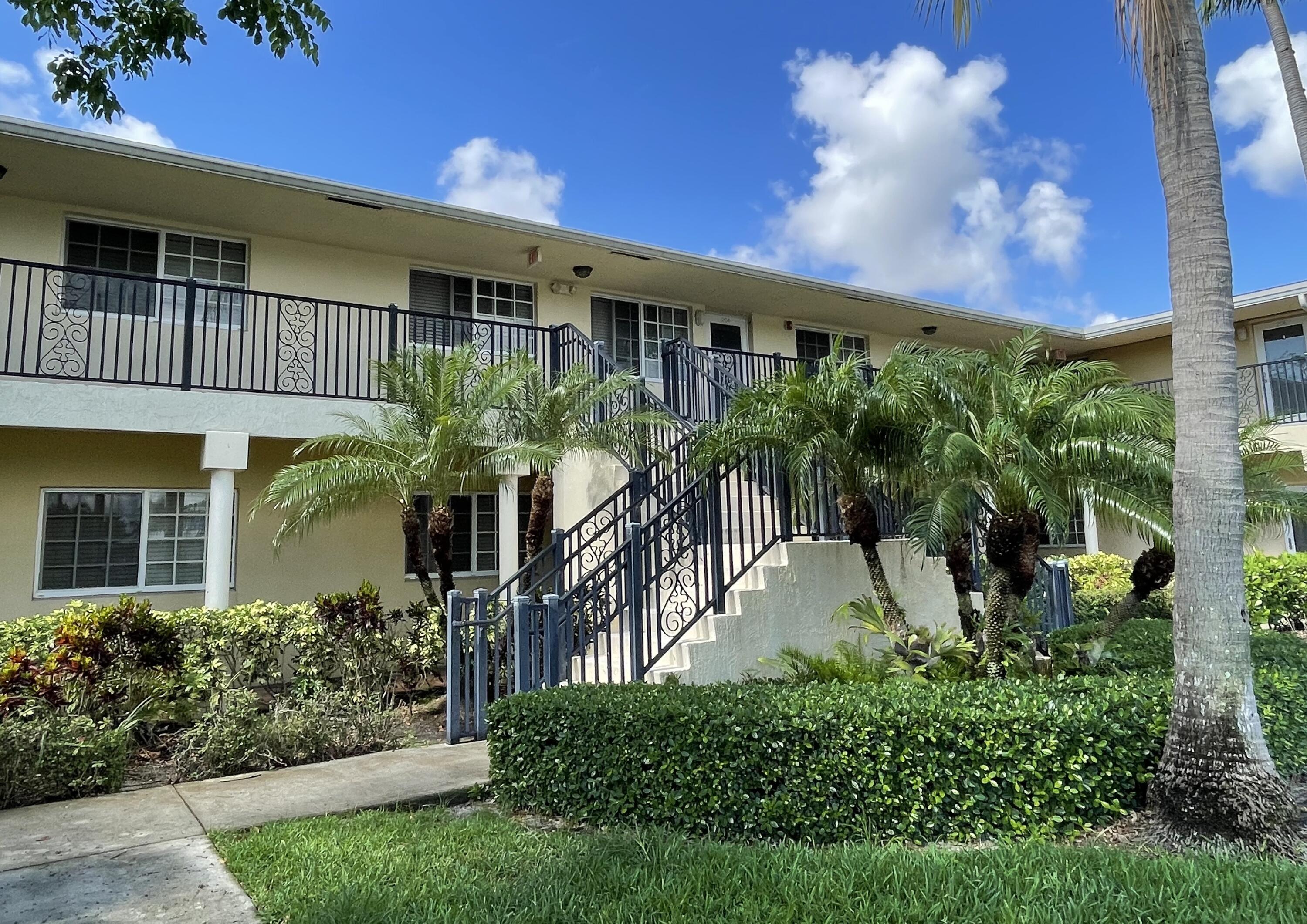 410 SW 15th Street 105