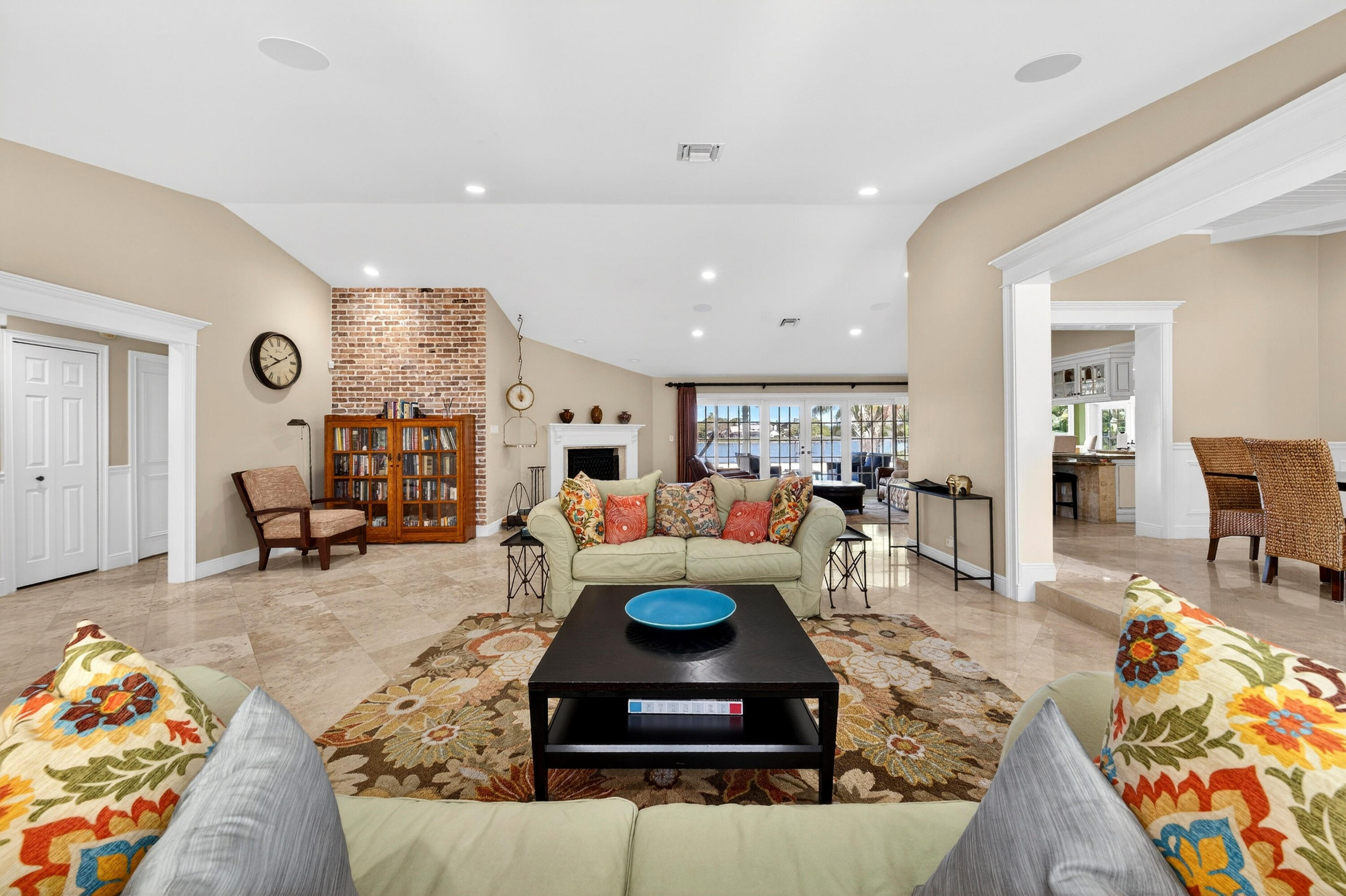 CYPRESS HEAD - Residential