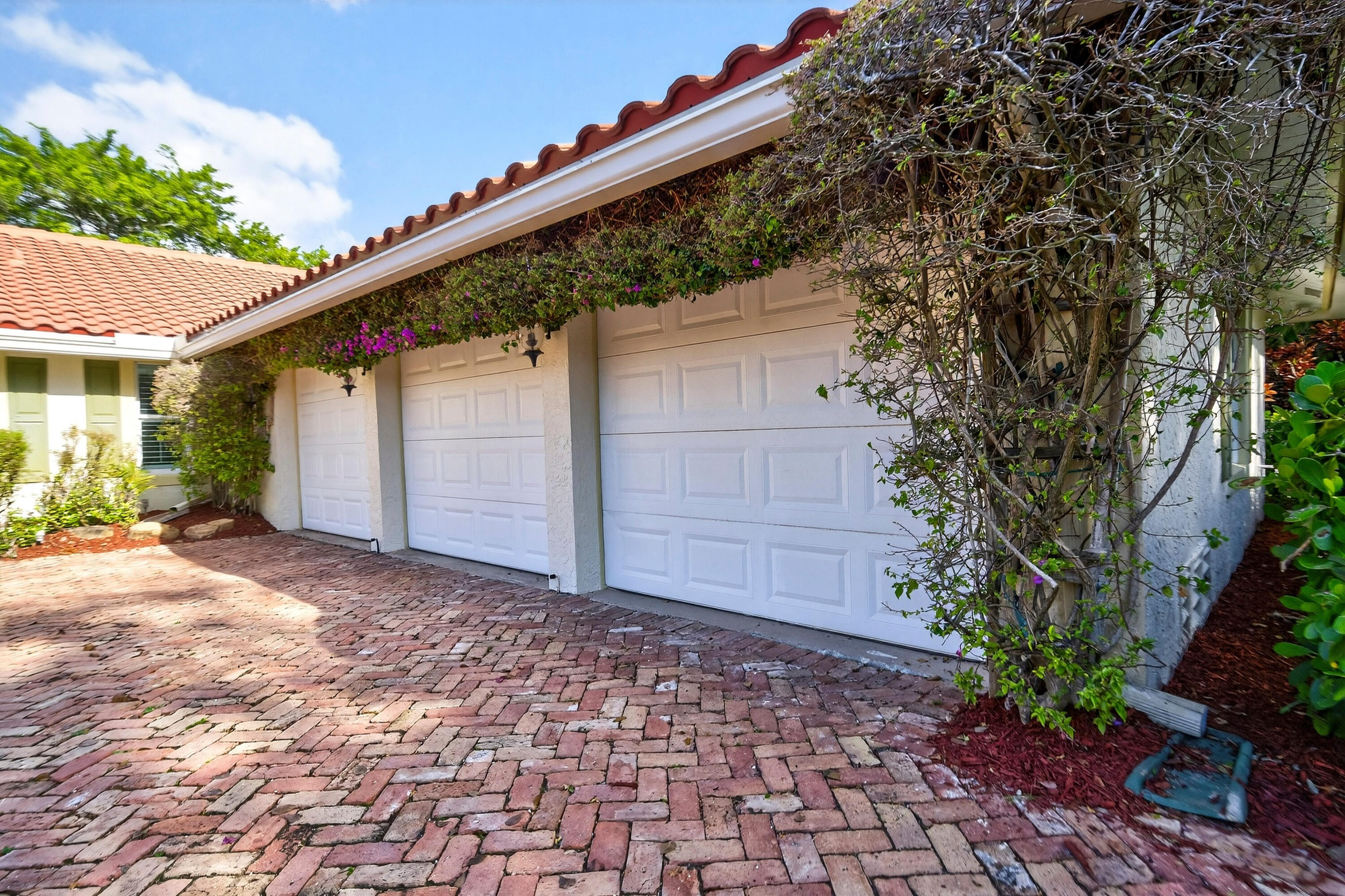 CYPRESS HEAD - Residential