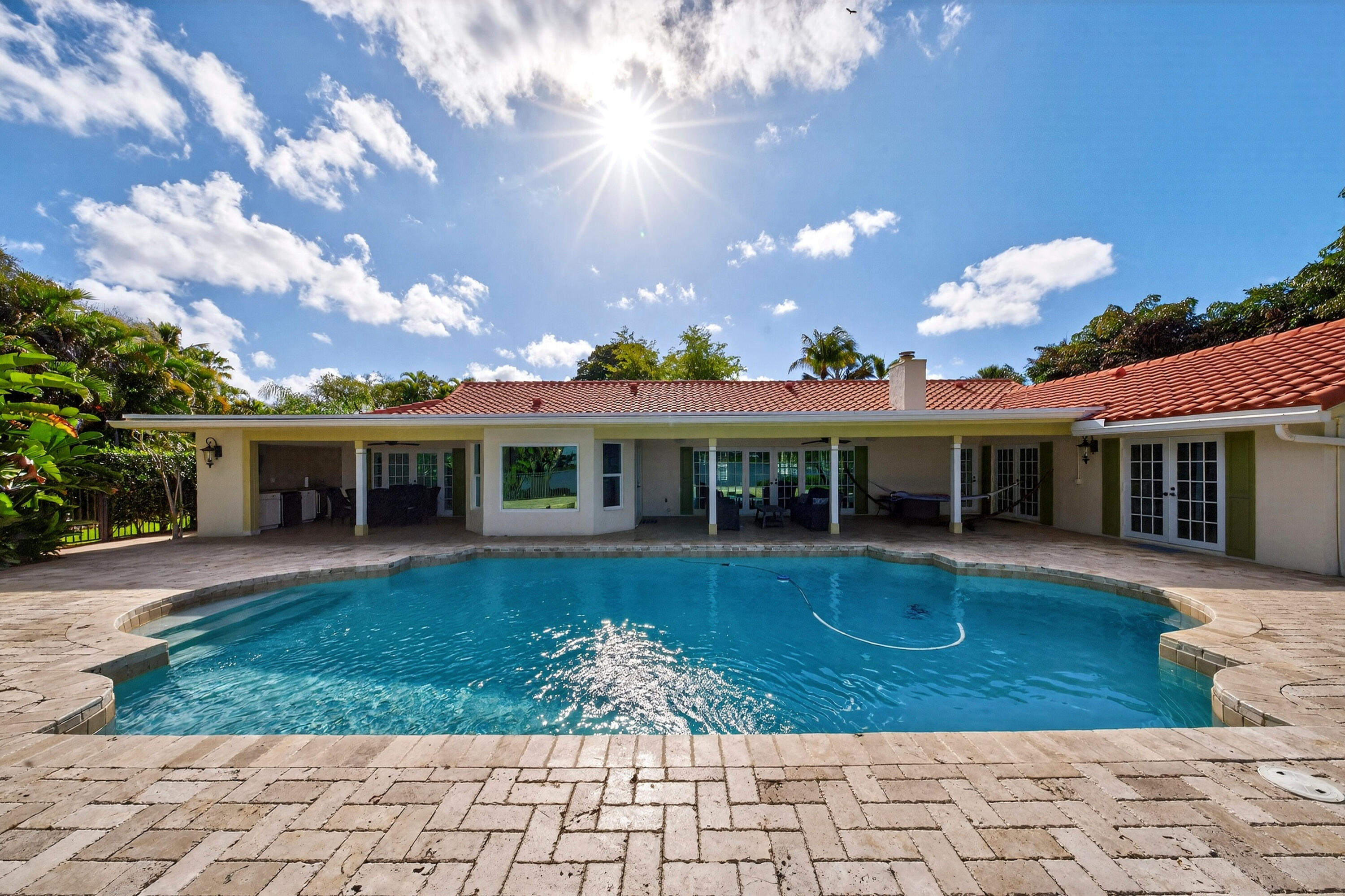 CYPRESS HEAD - Residential