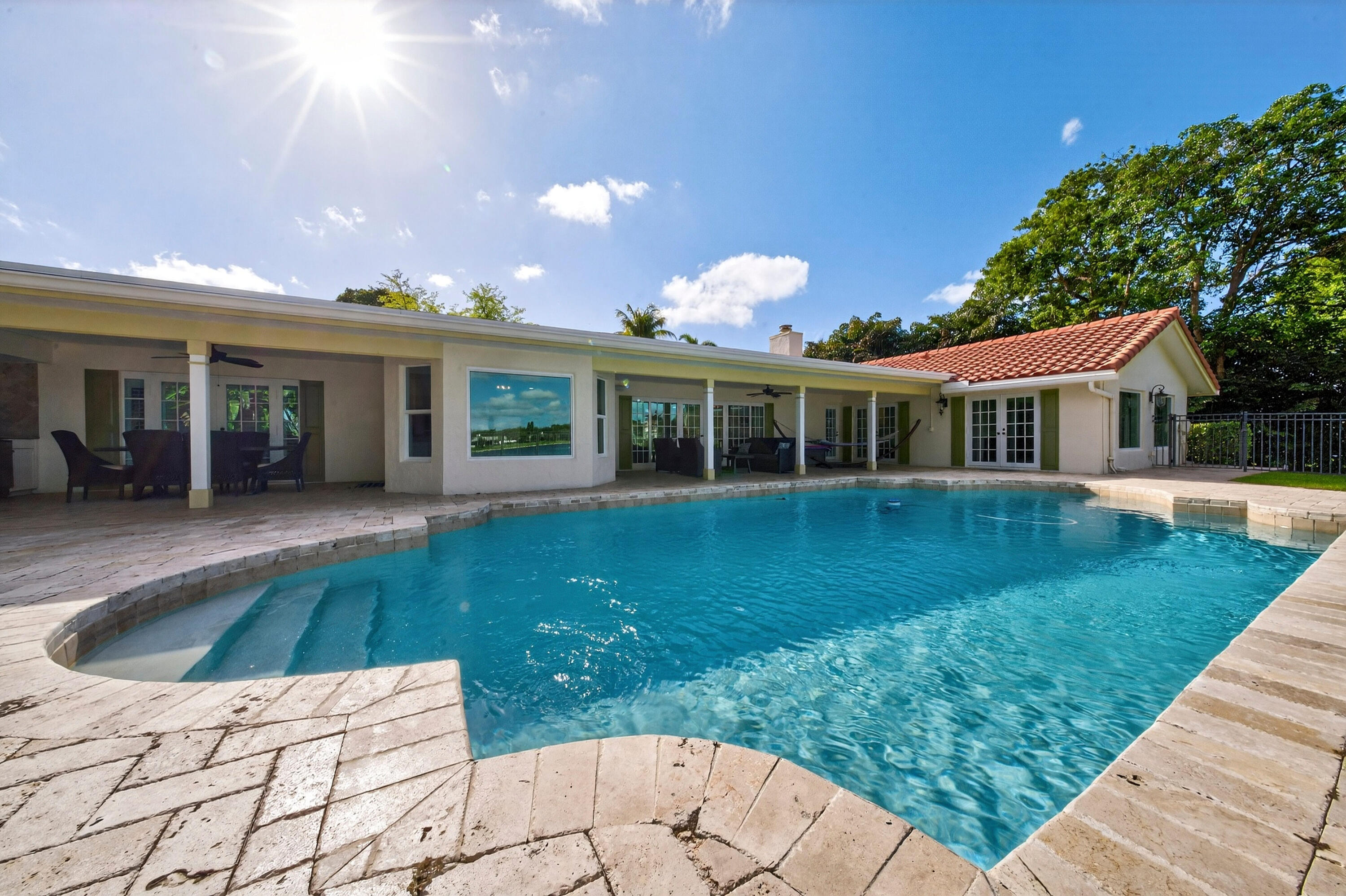 CYPRESS HEAD - Residential