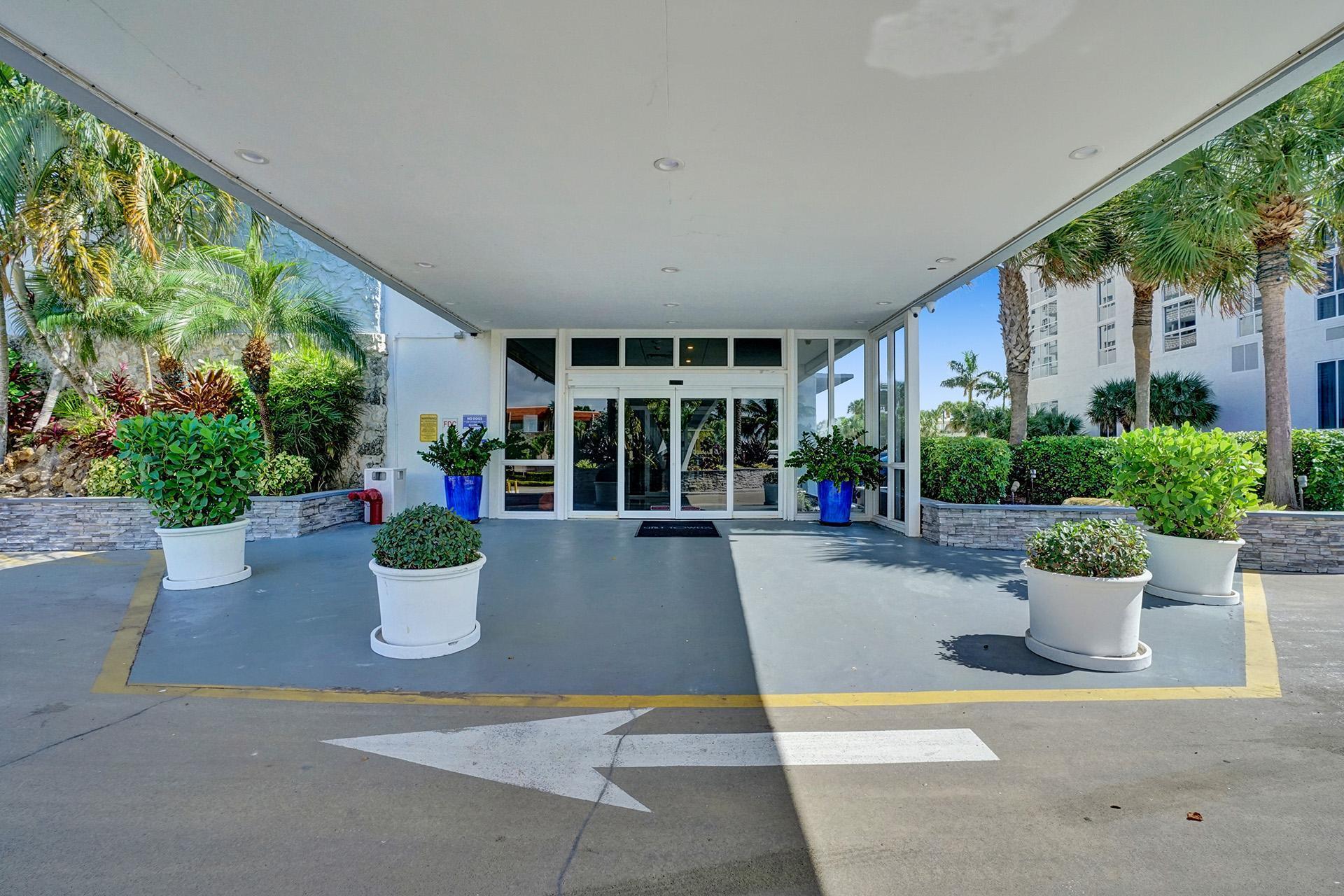 4250 Galt Ocean Drive 1A