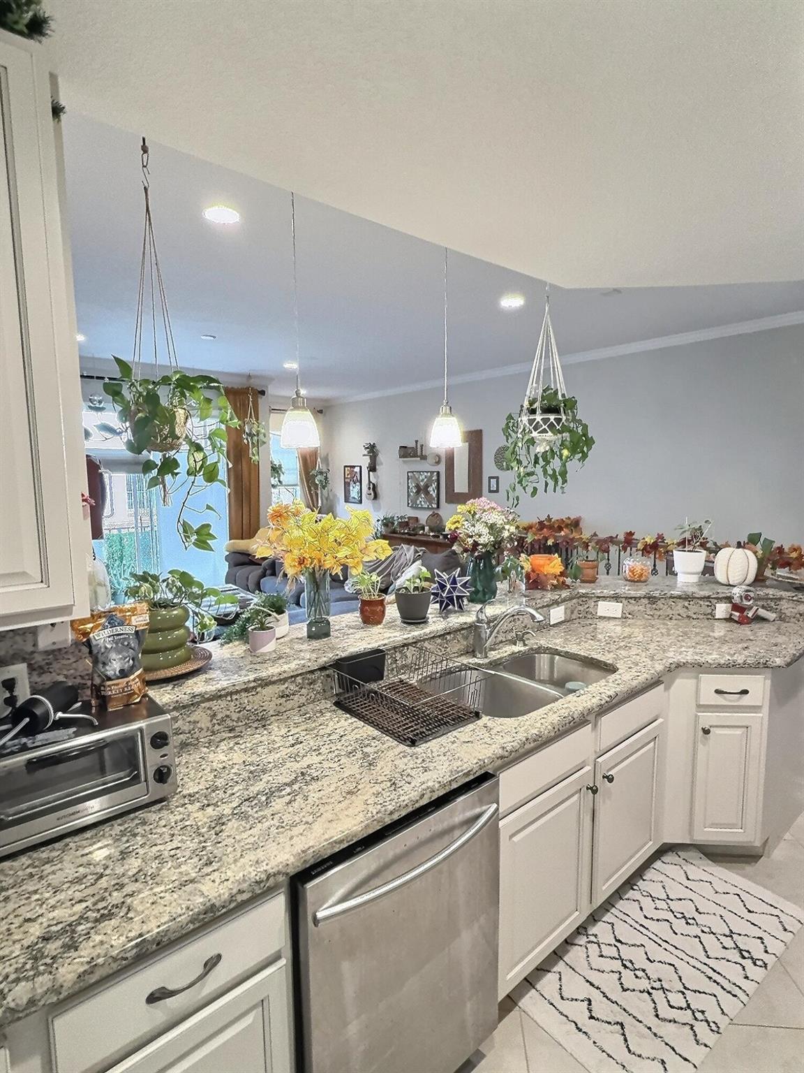 PROMENADE AT TRADITION NO - Residential Lease