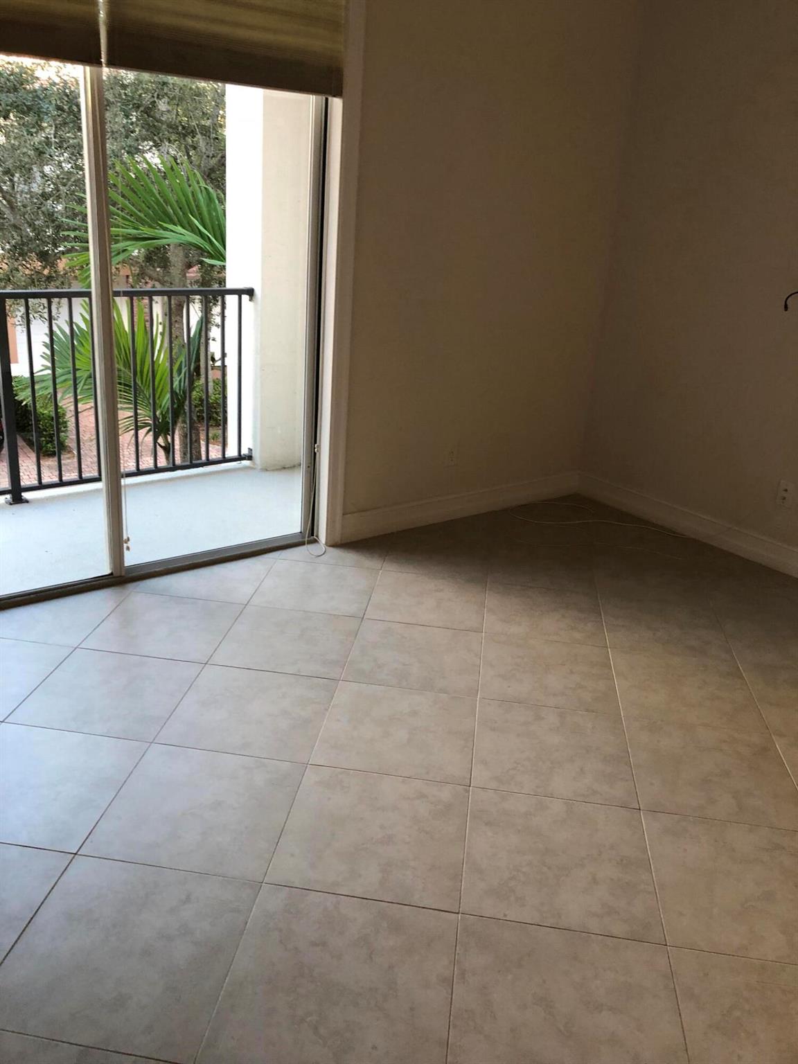 PROMENADE AT TRADITION NO - Residential Lease