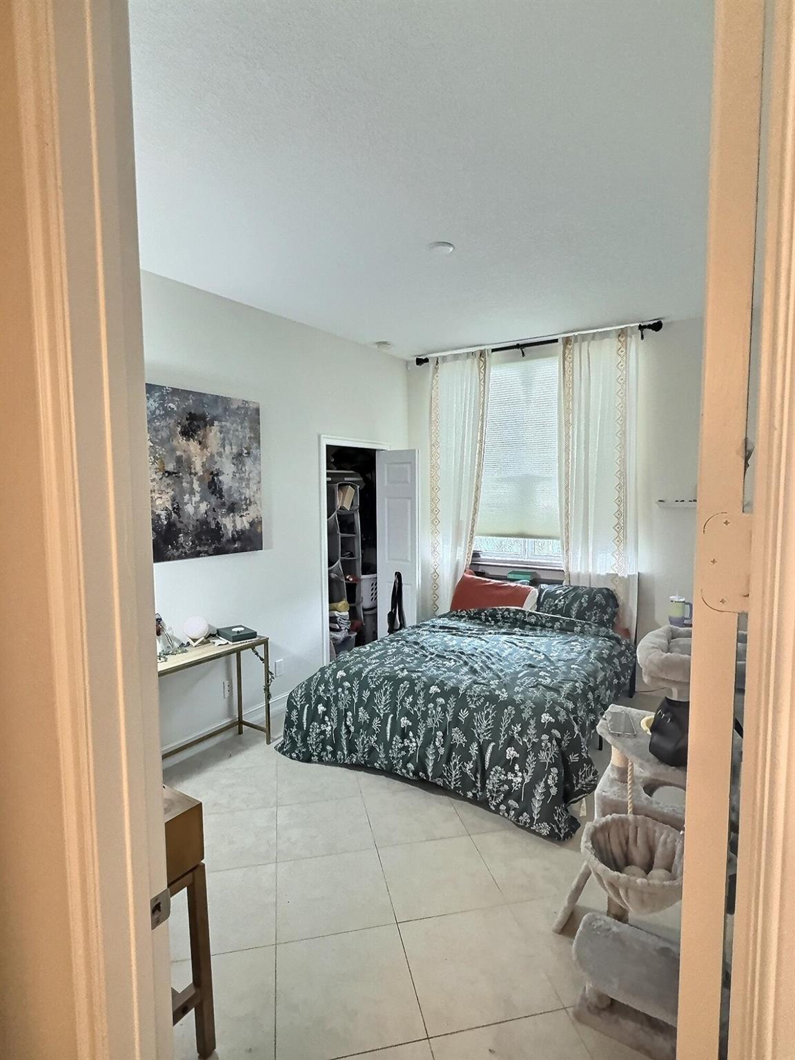 PROMENADE AT TRADITION NO - Residential Lease