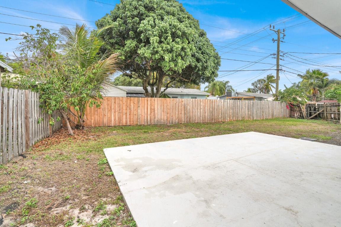 CRESTHAVEN - Residential