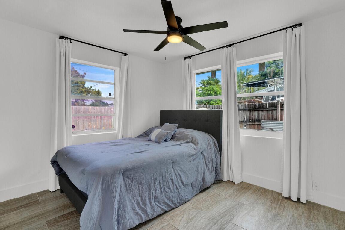 CRESTHAVEN - Residential