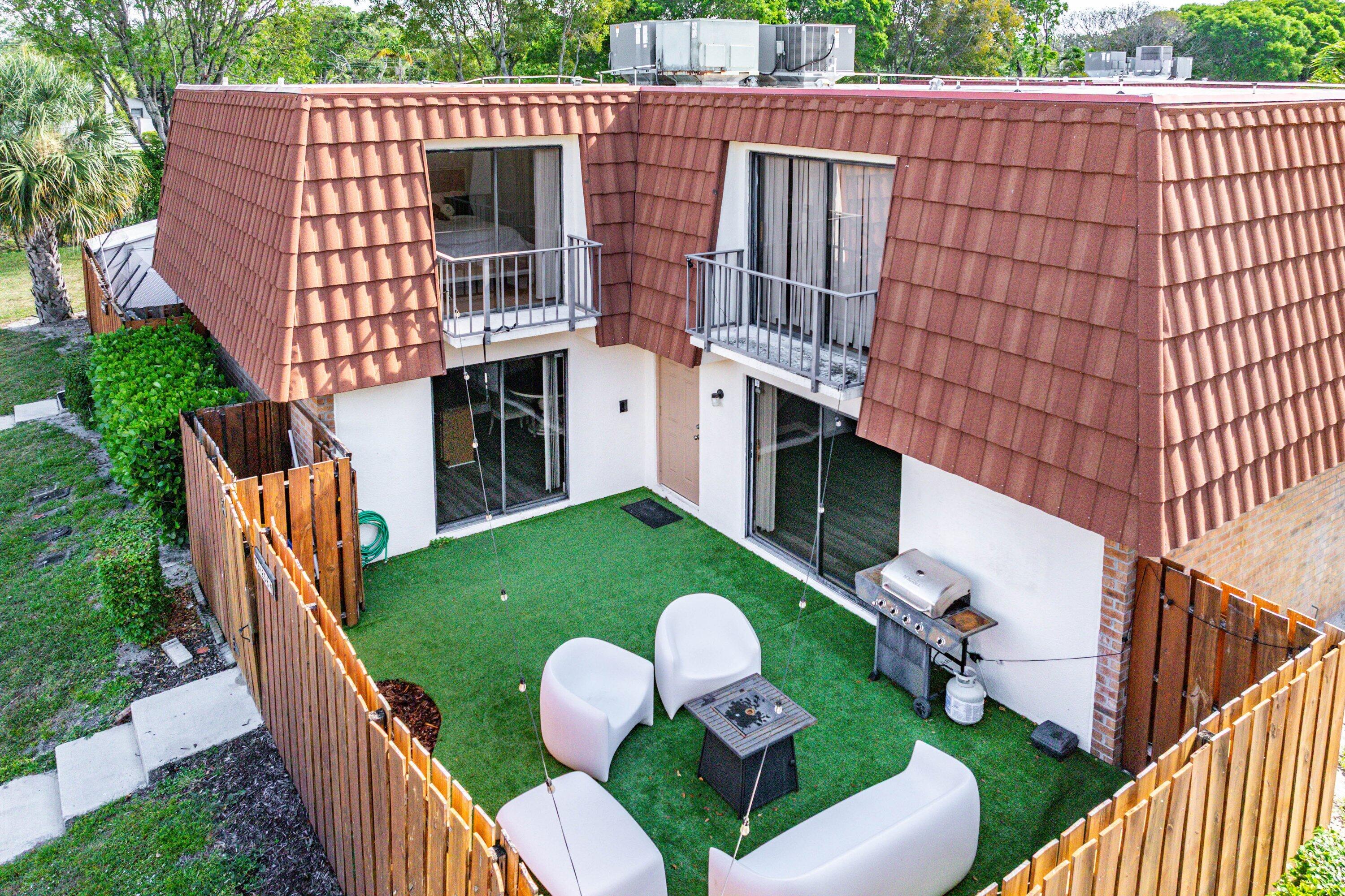 SPANISH WELLS CONDO II - Residential