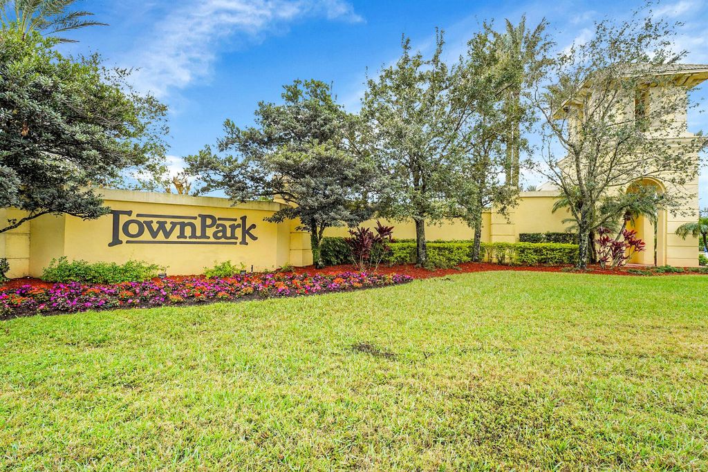 Photo of 11240 SW Wyndham Way, Port Saint Lucie, FL 34987 (MLS # R11055859)