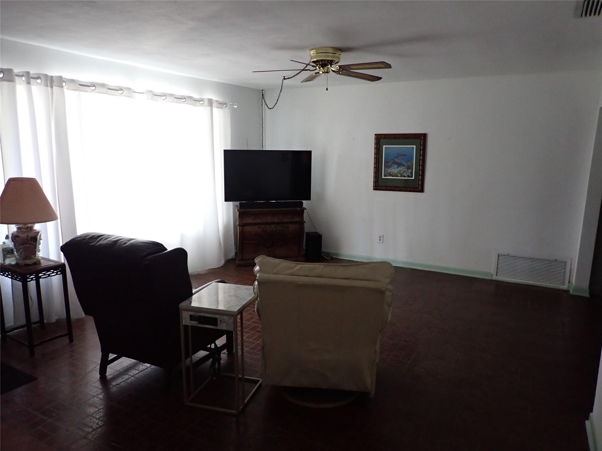 Pasadena Lakes 65-1 B - Residential