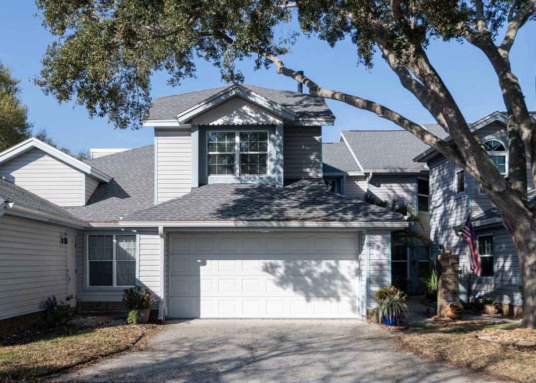 Sandy Pointe - Residential