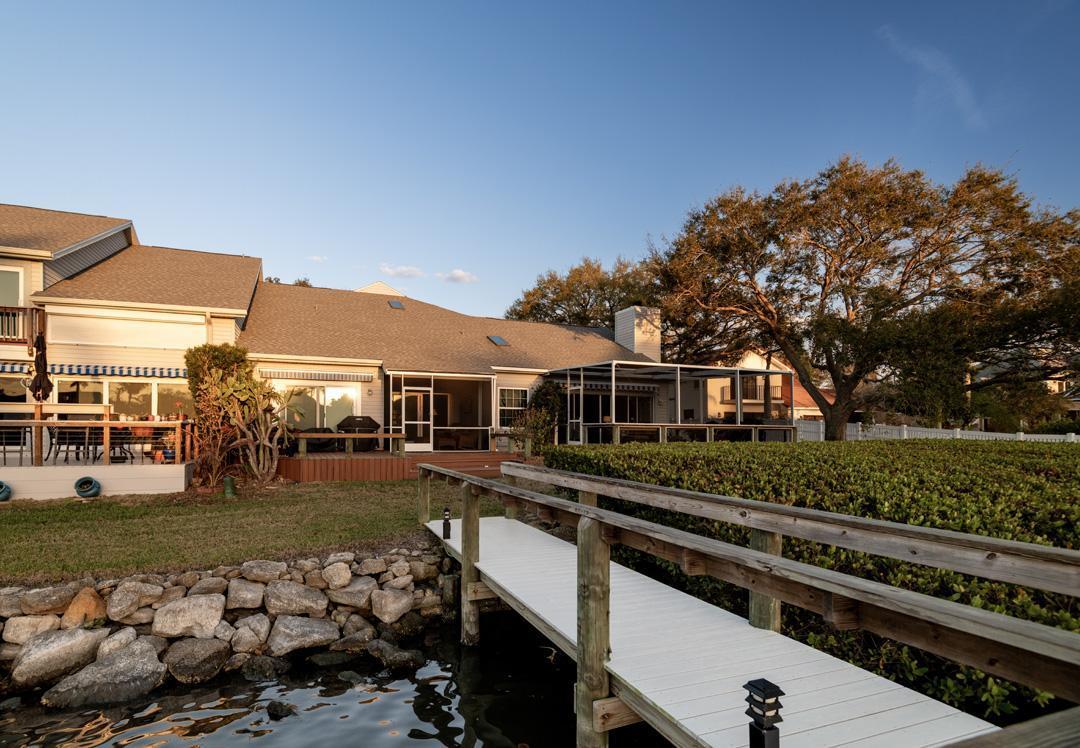 Sandy Pointe - Residential