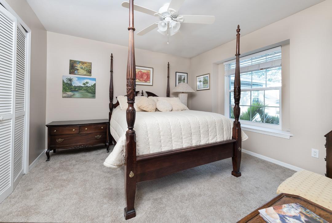 Sandy Pointe - Residential