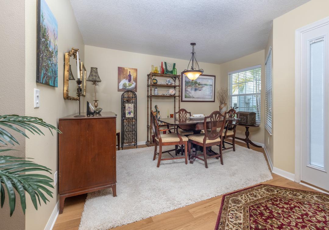 Sandy Pointe - Residential